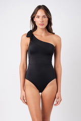 UNE PIECE-Classic One Shoulder BLACK