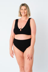UNE PIECE-Crinkle Cut High-Waisted Bikini Bottom BLACK