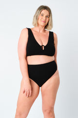 UNE PIECE-Crinkle Cut V-Neck Bikini Bralette with Ring BLACK