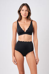 UNE PIECE-Scalloped Never Say Never High-Waisted Bikini Bottom BLACK