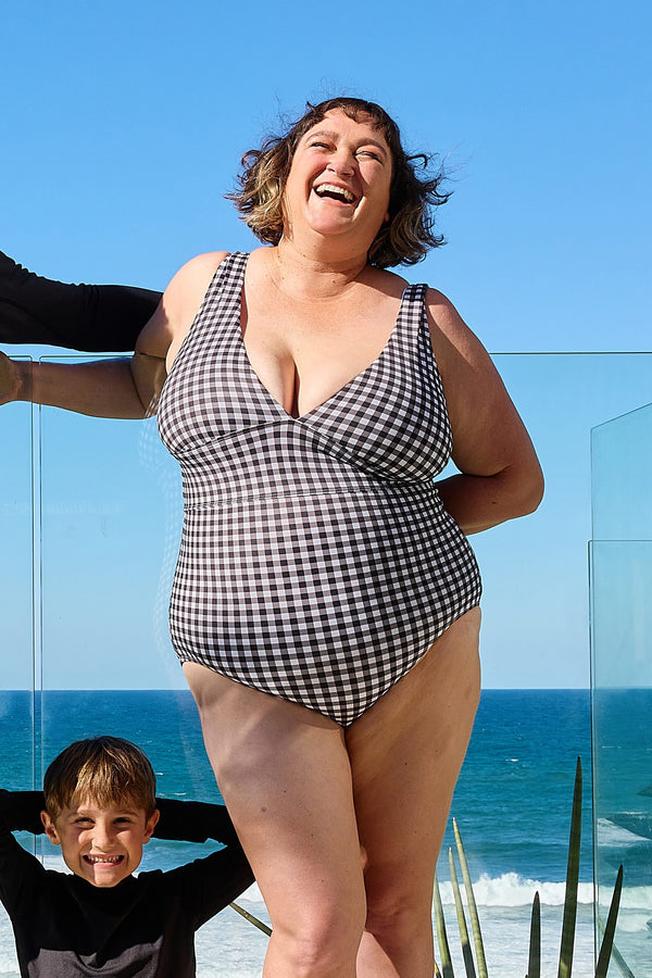 UNE PIECE-Classic V-Neck One Piece BLACK GINGHAM