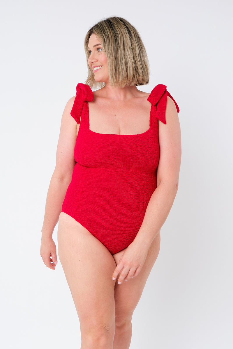 UNE PIECE-Crinkle Cut Square Neck One Piece RED