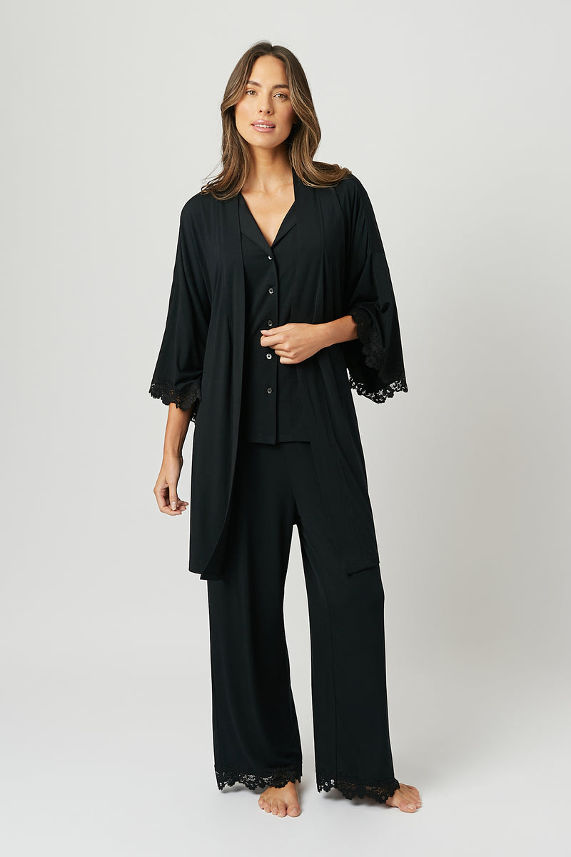 UNE PIECE-Lace Trim Modal Robe BLACK